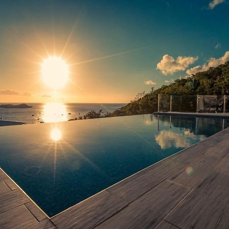 Sunset Palm - Villa Creole Avec Piscine Face Au Coucher De Soleil Et A La Reserve Cousteau Bouillante Buitenkant foto